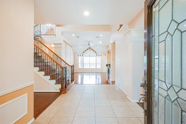 Foto del edificio - 4003 Bountiful Crest Ln