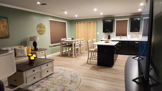 Foto del edificio - 1606 Raven Way