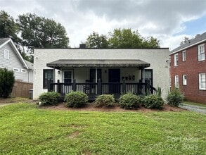 Building Photo - 707 Grandin Rd