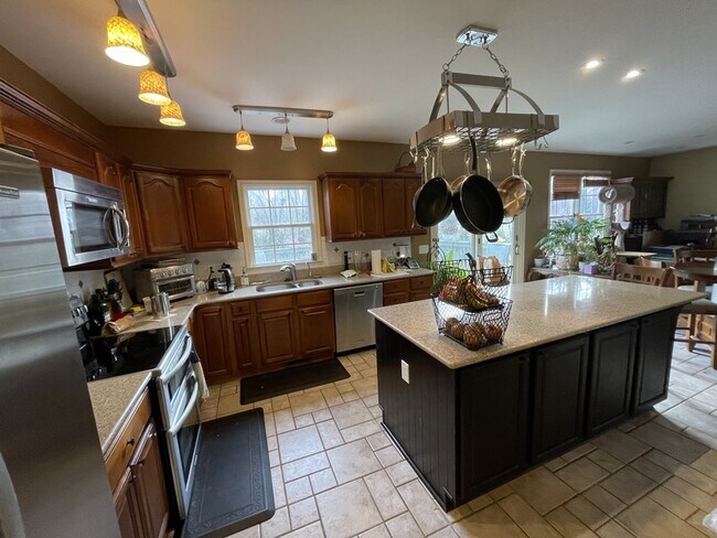 Foto del edificio - 6108 N Willow Pond Dr