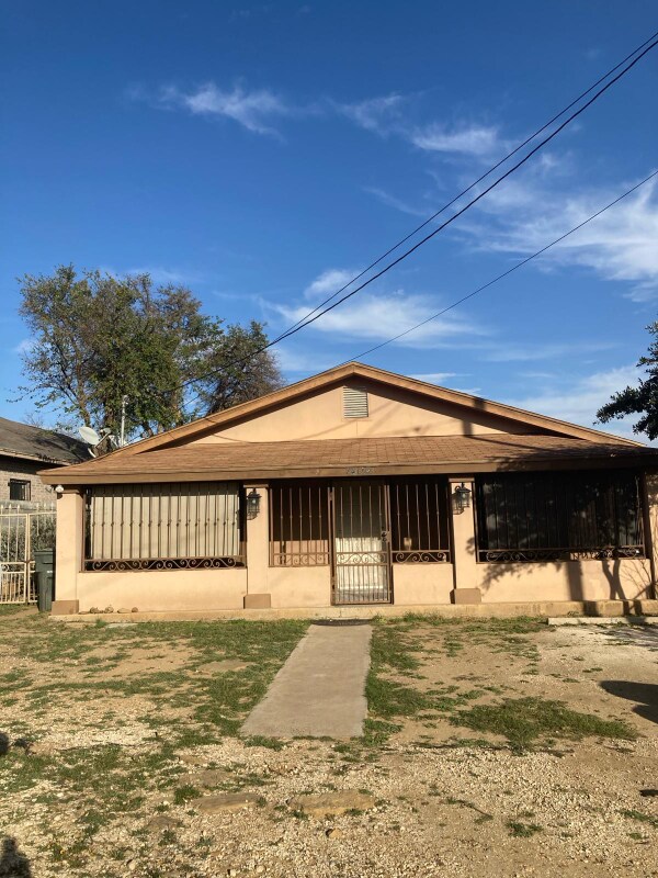Foto del edificio - 1409 S Milmo Ave