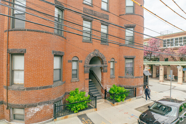 Entrada al edificio - 109 Windsor St