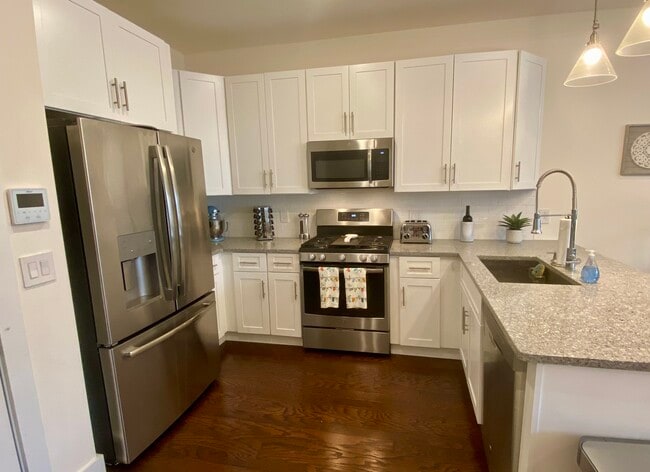 Kitchen - 961 Shackamaxon St