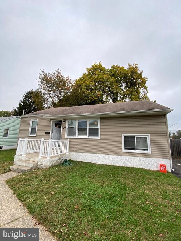 127 Green Lynne Dr, Levittown, PA 19057 House Rental in Levittown, PA