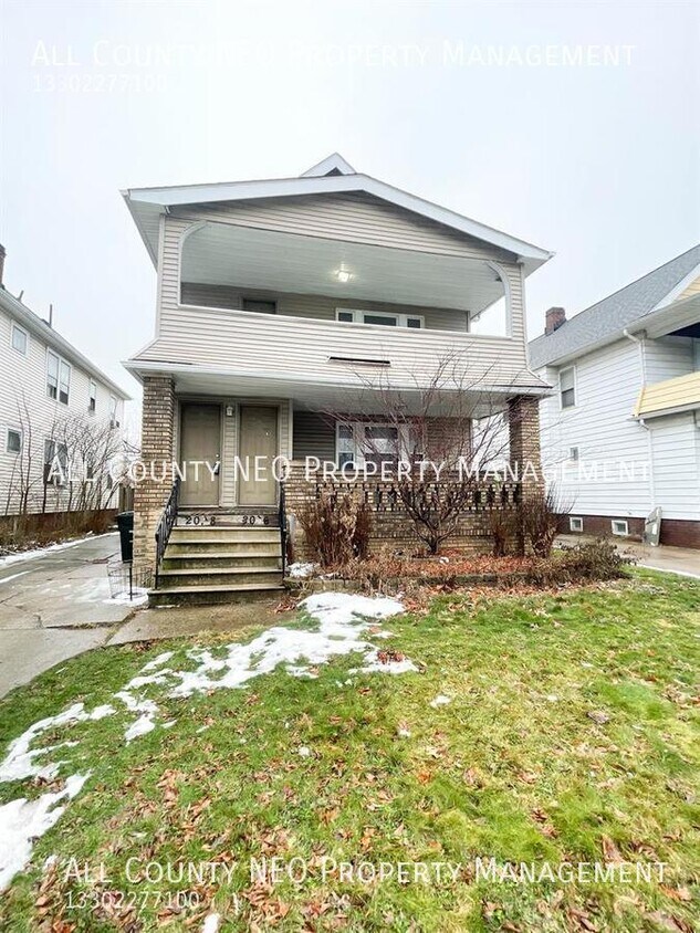 Foto principal - Charming 3 bedroom apartment in Lakewood!