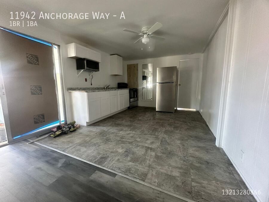 Photo - 11942 Anchorage Way-A
