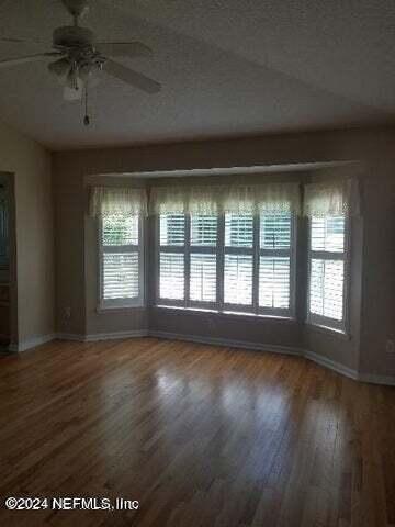 Foto del edificio - 1404 Tintern Ln