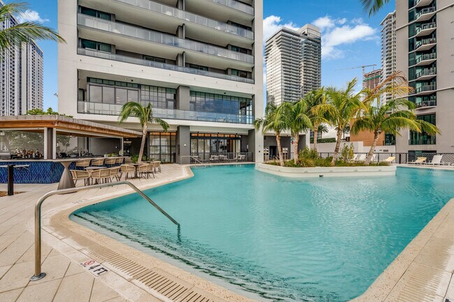 Foto del edificio - 159 NE 6th St