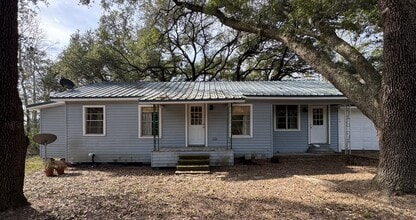 Building Photo - 7148 State Hwy 75 S