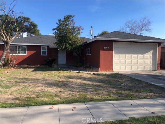 Primary Photo - 3504 N Wolters Ave