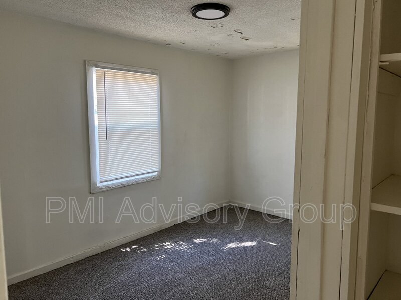 3387 SE Fremont St, Topeka, KS 66605 House Rental in Topeka, KS