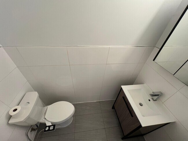 Foto del edificio - 42 Thorne St