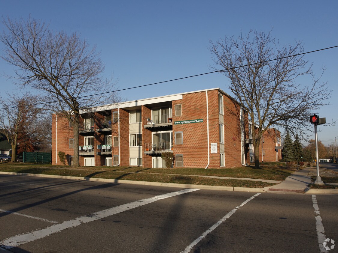 Ambassador West Apartments Ypsilanti Mi Apartments Com