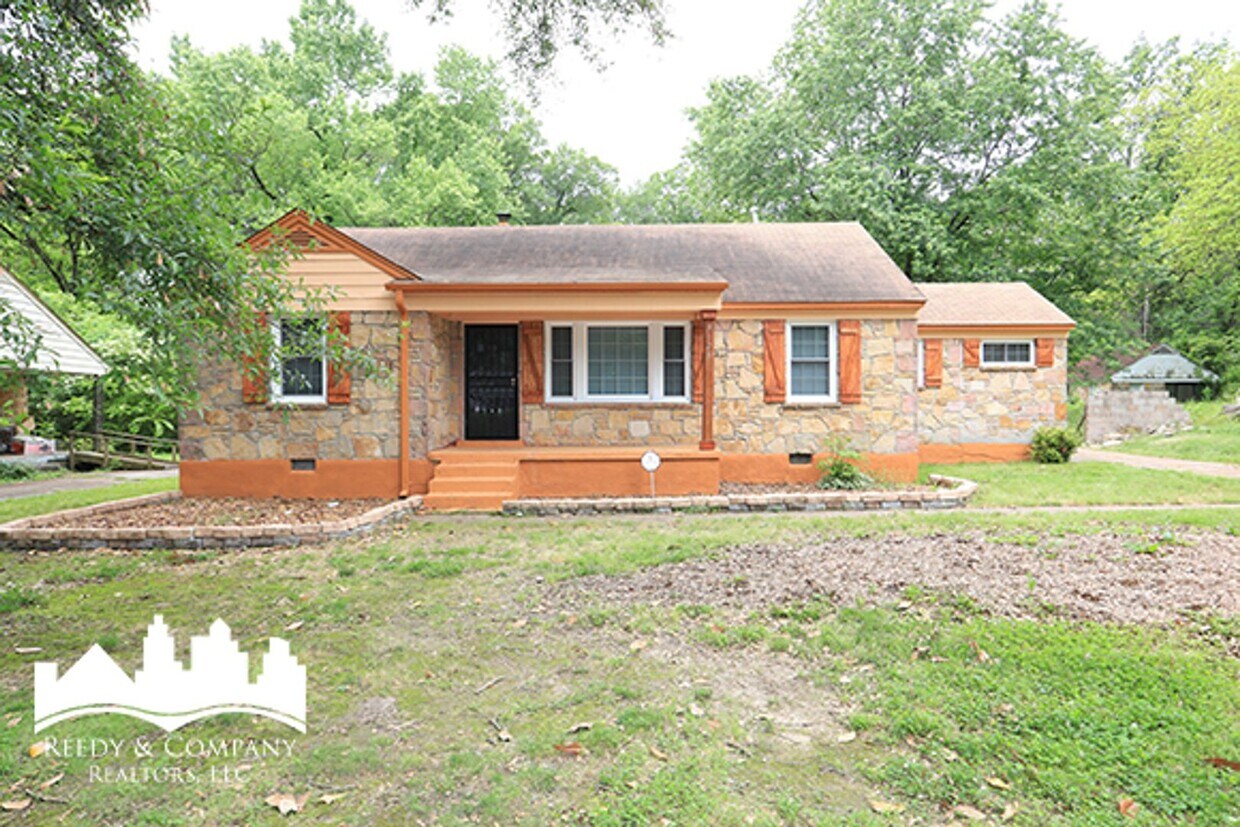 Foto principal - 3123 Signal St