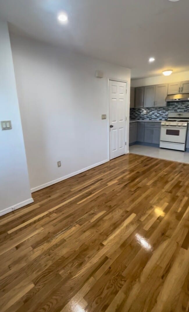Photo - 149-49 Ash Ave (Queens, NY) Townhome