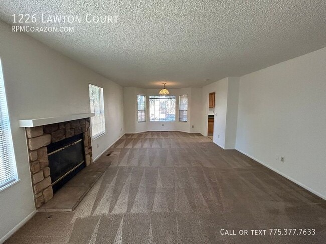 Foto del edificio - 1226 Lawton Ct