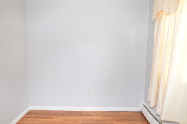 Foto del edificio - 10 Carson Rd