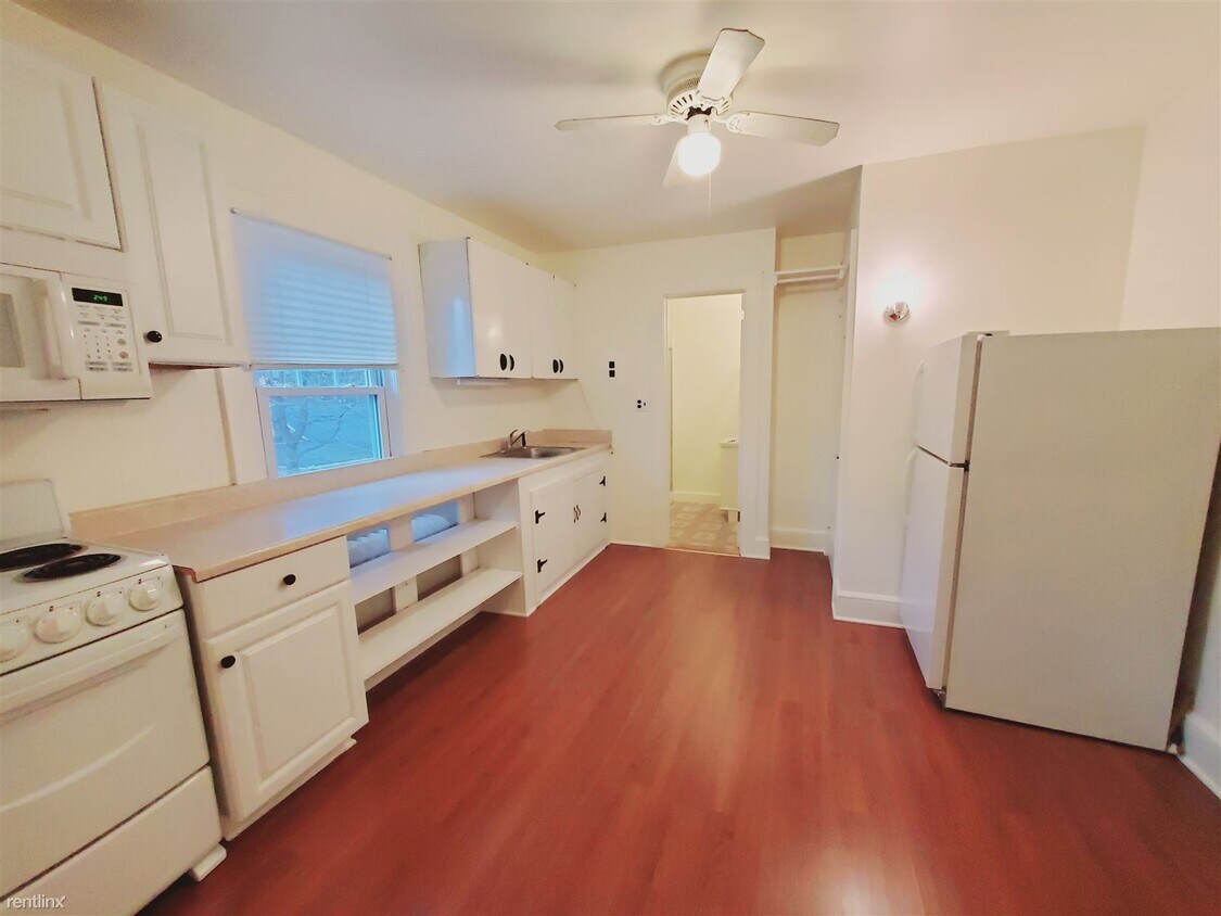 Primary Photo - Studio, 1 bath Condo - 794 High Ridge Rd U...