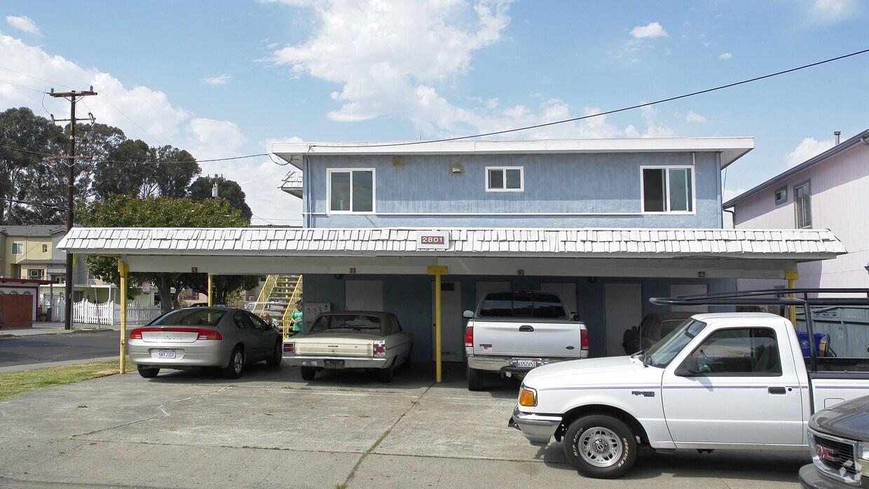 Primary Photo - 2801 11th St
