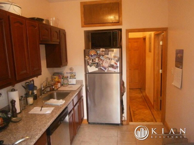 Fotografía del edificio - 171 Kingston Ave