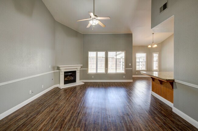 Foto del edificio - 4666 W Oswego Ave