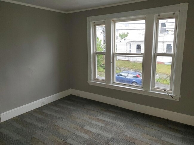 Building Photo - 199 Wilson St