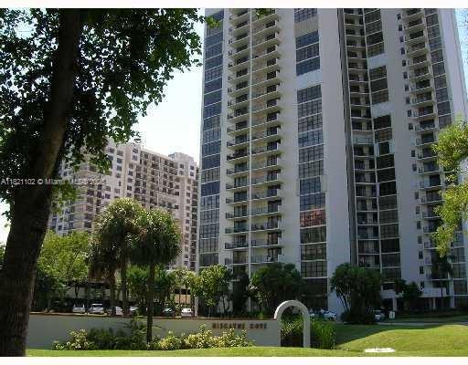 Foto del edificio - 18181 NE 31st Ct