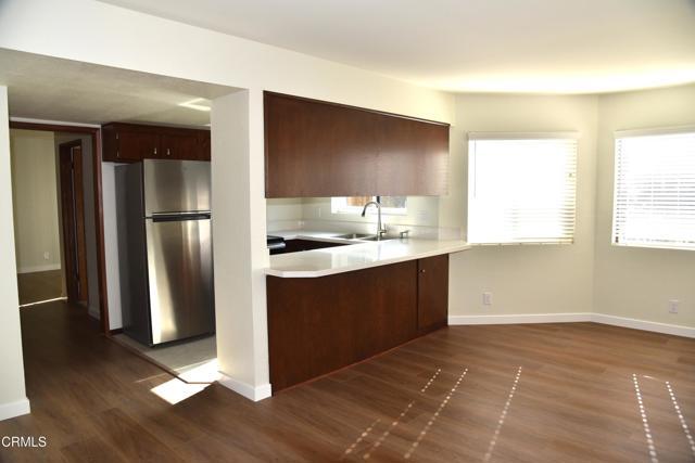 Building Photo - 1521 Vista Del Mar Dr