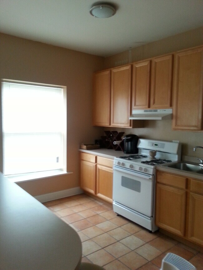 Foto del edificio - 6101 S Greenwood Ave