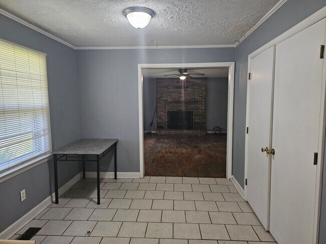 Foto del edificio - New Listing