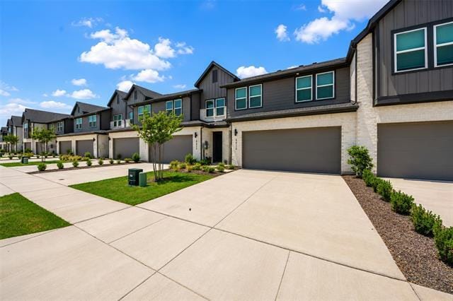 Building Photo - 8816 Enclave Wy