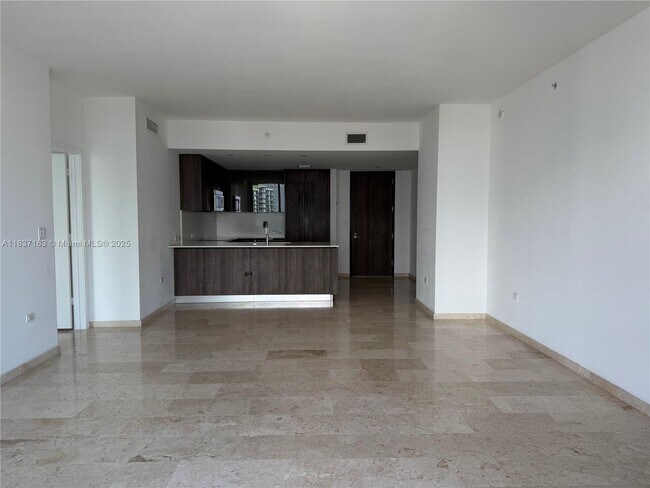 Foto del edificio - 68 SE 6th St