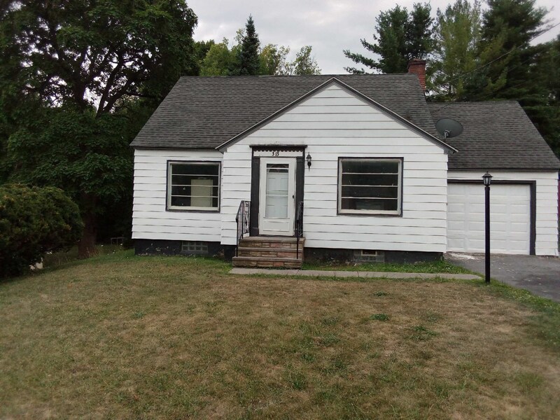 Primary Photo - 313 Merritt Ave