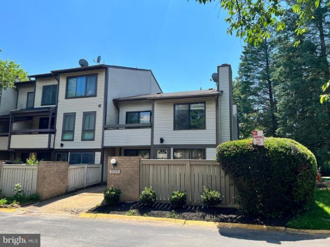 9520 Tunstall Pl, Gaithersburg, MD 20886 Townhome Rentals in Gaithersburg MD