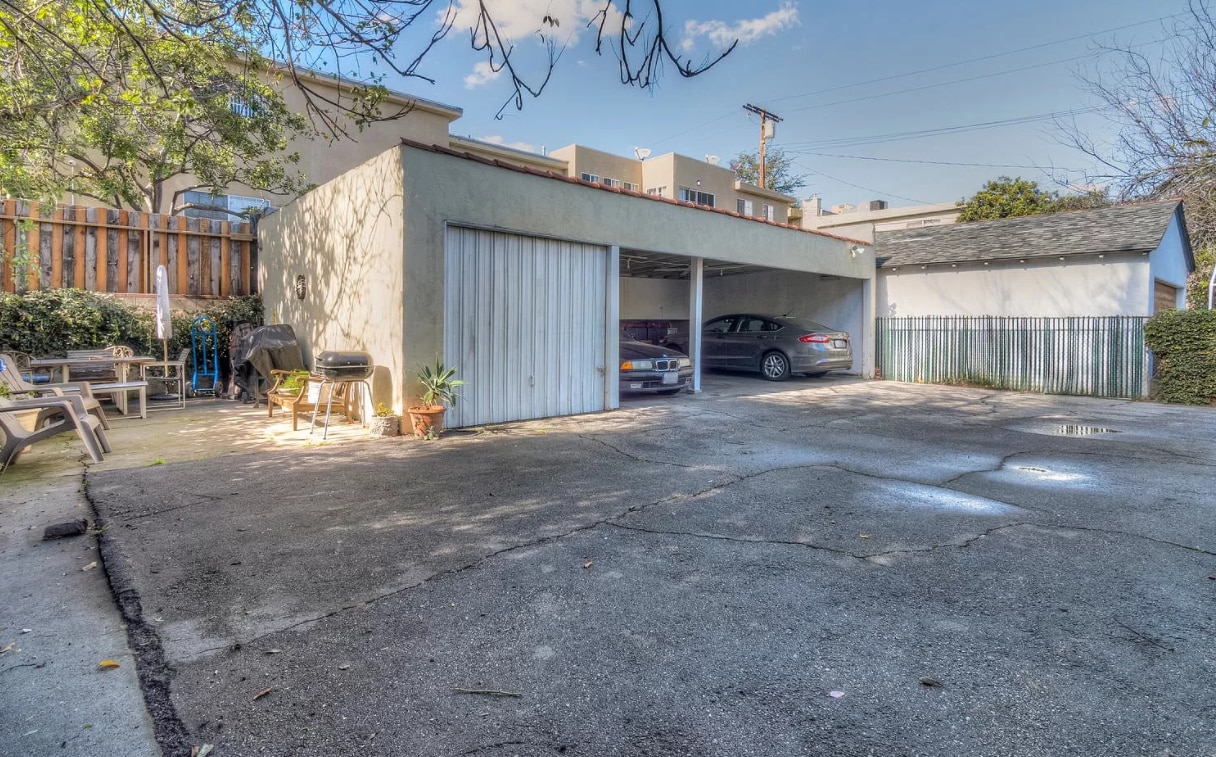 Building Photo - 4823 Cleon Ave