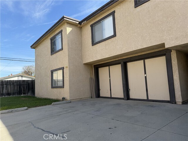 Foto del edificio - 7911 Glencoe Drive