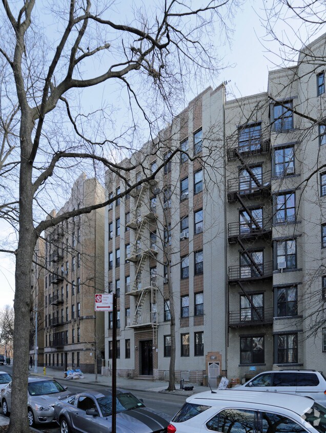 Foto del edificio - 55 W Mosholu Pky N