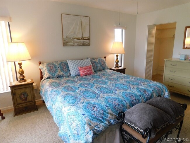 Building Photo - 741 E Hartford St