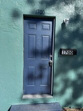 Building Photo - 1700 15th Ave S