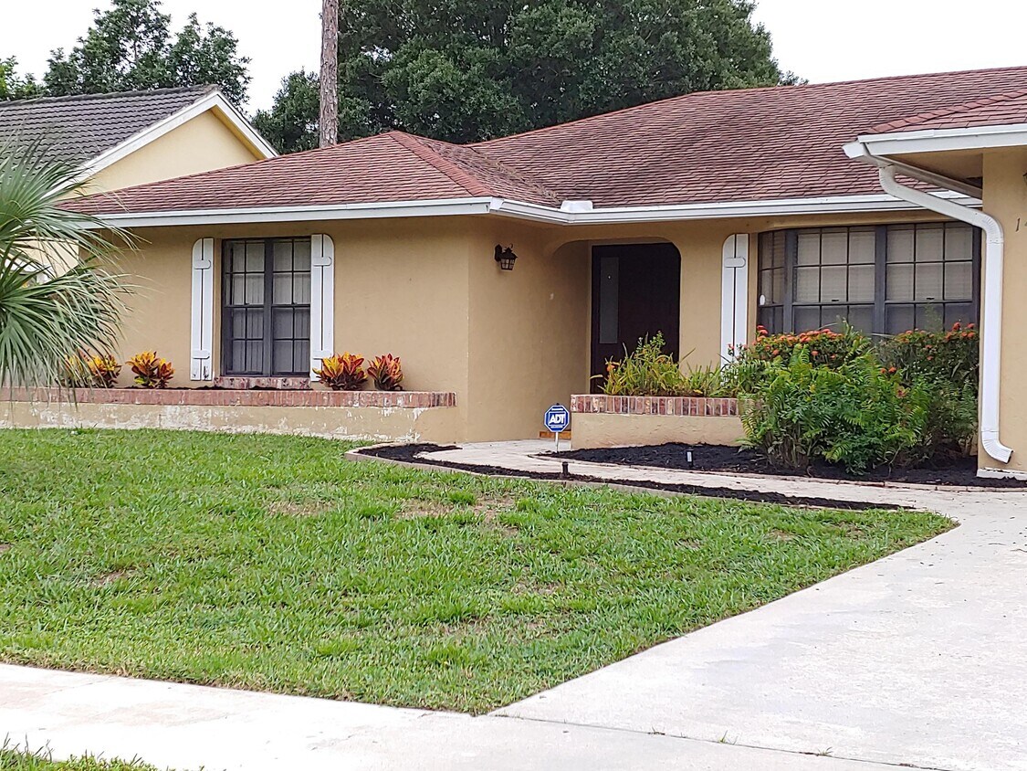 14040 Paddock Dr, Wellington, FL 33414 House Rental in Wellington, FL