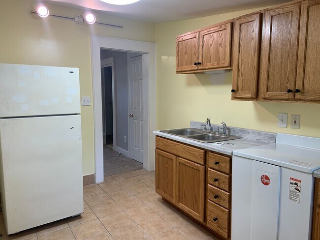 Foto del edificio - 3461 Sunnycrest Ave