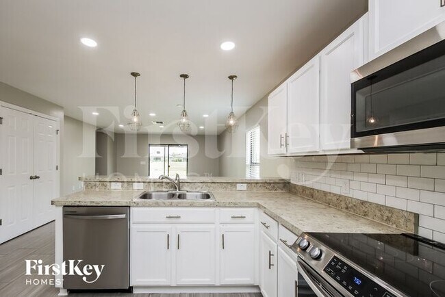 Foto del edificio - 354 Shadow Lakes Dr