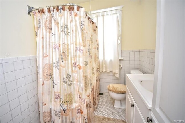 bathroom - 241 Minnesota Ave