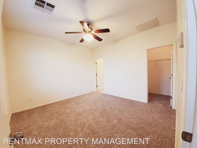 Building Photo - 4 br, 3.5 bath House - 9049 STONE CABIN CT