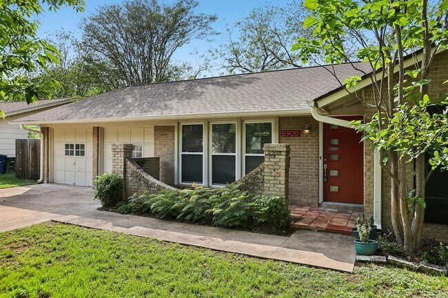 Foto del edificio - 5900 Gateshead Dr