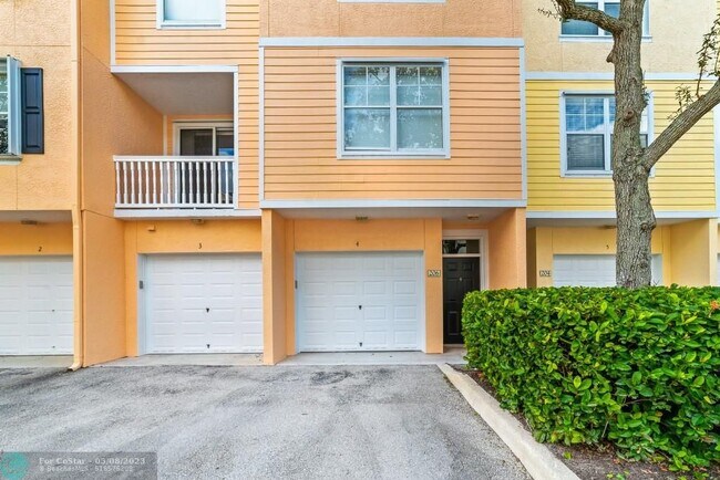 Building Photo - 145 Galicia Way