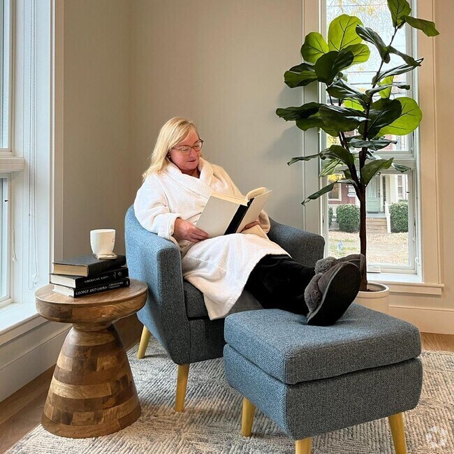 Downtown Ithaca Apartments for Rent with High Ceilings Ithaca, NY