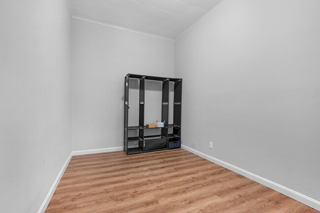 Building Photo - 114 N Highland Ave