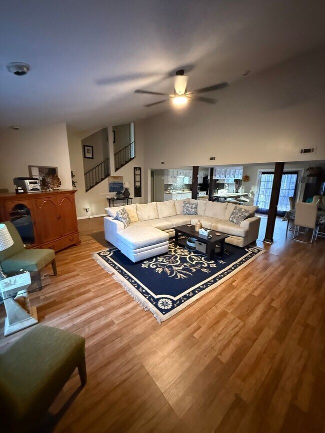 Foto del edificio - The Lodge at Trojan Way