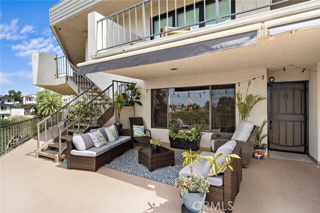 Foto del edificio - 320 Encino Ln